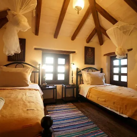 Great Stone House 2 Bedrooms Sea View فيلة بيليون